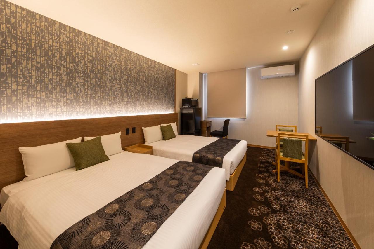 Grand Base -Nagoya Chiyokura- Hotel Buitenkant foto