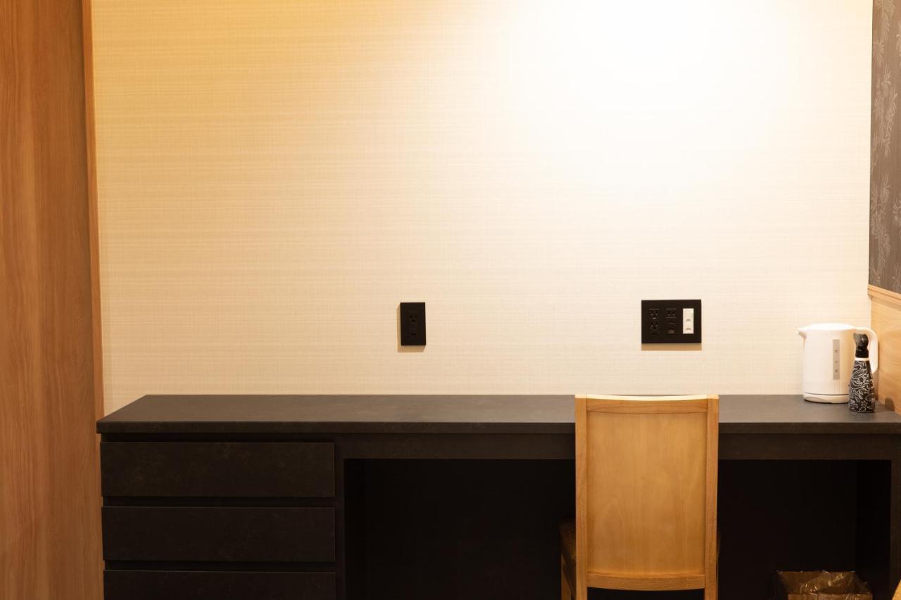 Grand Base -Nagoya Chiyokura- Hotel Buitenkant foto