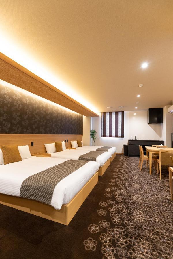 Grand Base -Nagoya Chiyokura- Hotel Buitenkant foto